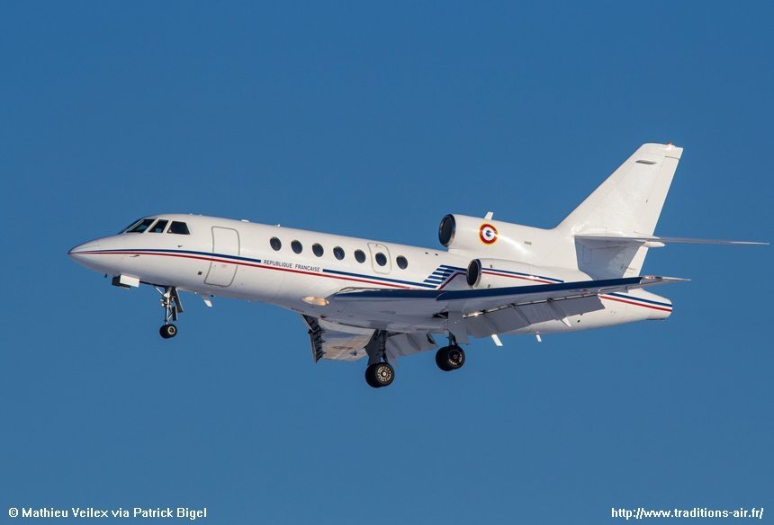 div_gael_a_Falcon50_34_MV