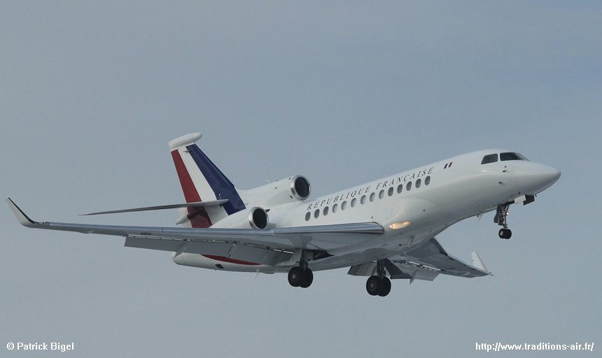 div_gael_d_Falcon7X_PB