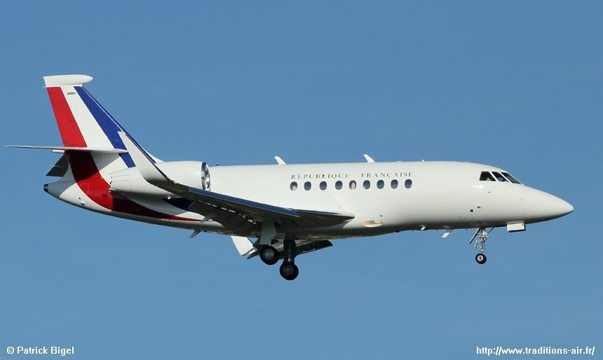 div_gael_e_Falcon2000_PB